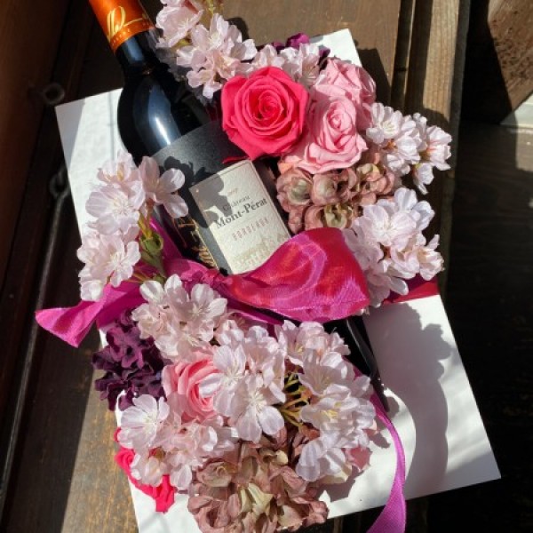 お花を贈ろう！退職・送別祝いや卒業、入社祝いなどシーズナルなお祝い特集サムネイル